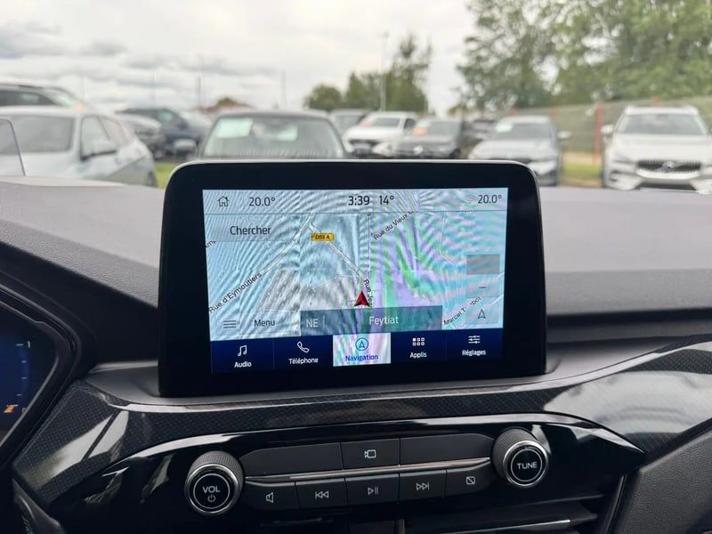 Photo de la voiture FORD KUGA 2.0 TDCi 120 S&S 4x2 Powershift ST-Line