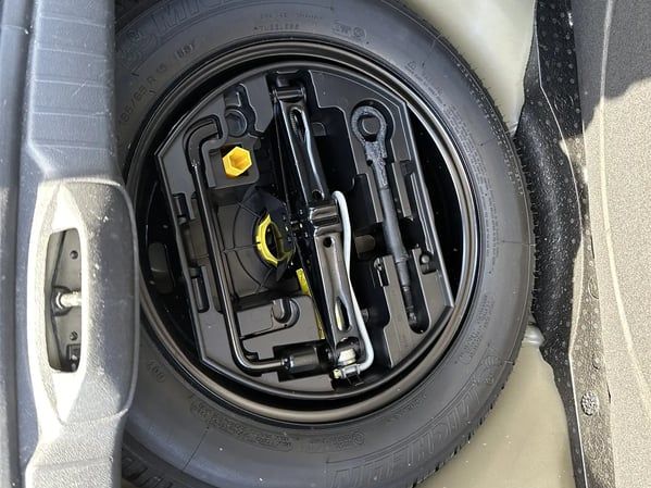 Photo de la voiture PEUGEOT 208 1.2 PureTech 82ch BVM5 Allure