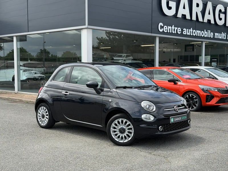 Photo de la voiture FIAT 500 MY22 1.0 70 ch Hybride BSG S/S Dolcevita