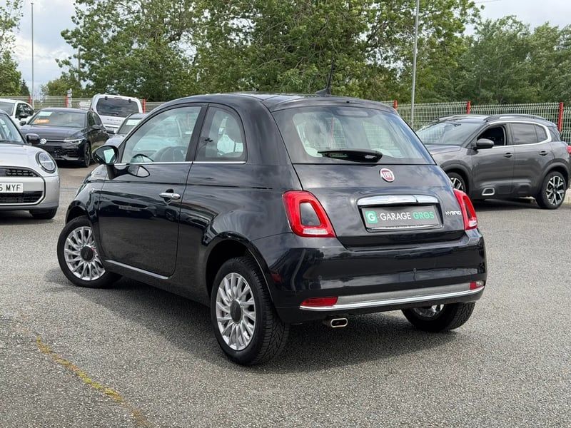 Photo de la voiture FIAT 500 MY22 1.0 70 ch Hybride BSG S/S Dolcevita