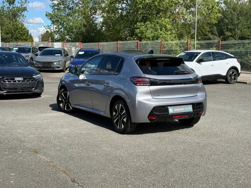 Photo de la voiture PEUGEOT 208 100 S&S BVM6 Allure