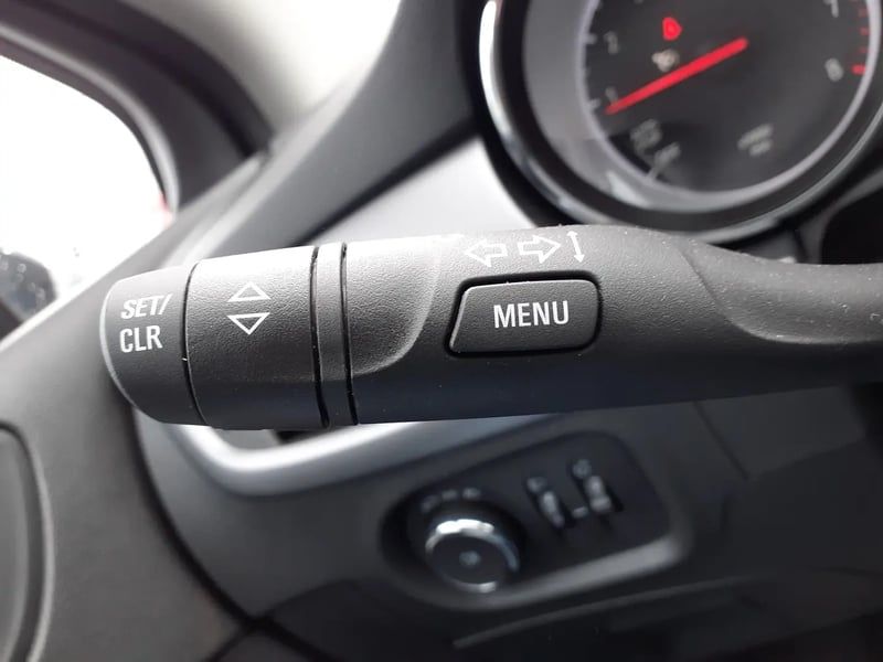 Photo de la voiture OPEL ASTRA SPORTS TOURER 1.4 Turbo 145 ch Elegance - 5P