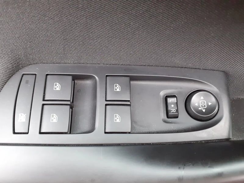 Photo de la voiture OPEL ASTRA SPORTS TOURER 1.4 Turbo 145 ch Elegance - 5P