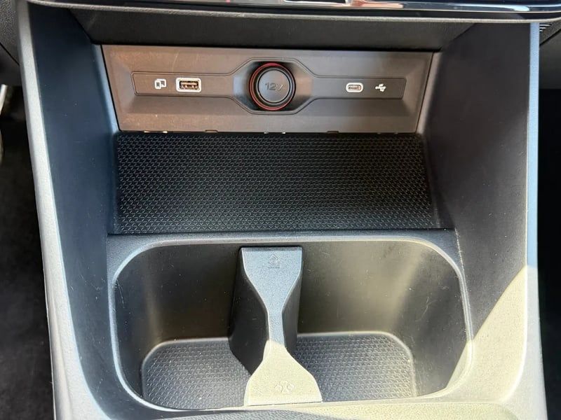 Photo de la voiture MG MG3 1.5 L Hybrid+ 195 ch Comfort