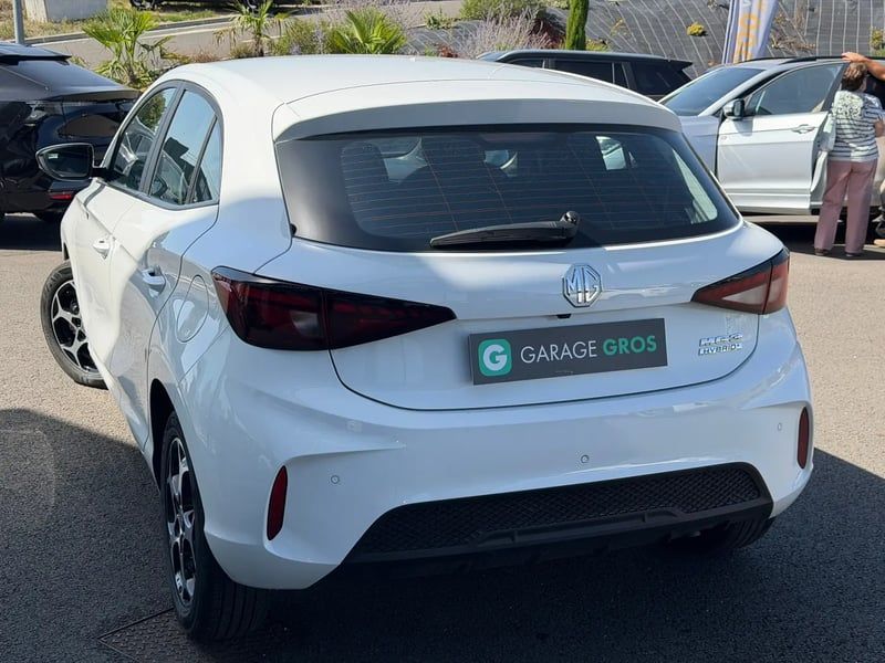 Photo de la voiture MG MG3 1.5 L Hybrid+ 195 ch Comfort