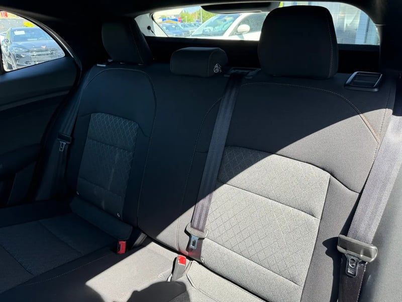 Photo de la voiture MG MG3 1.5 L Hybrid+ 195 ch Comfort