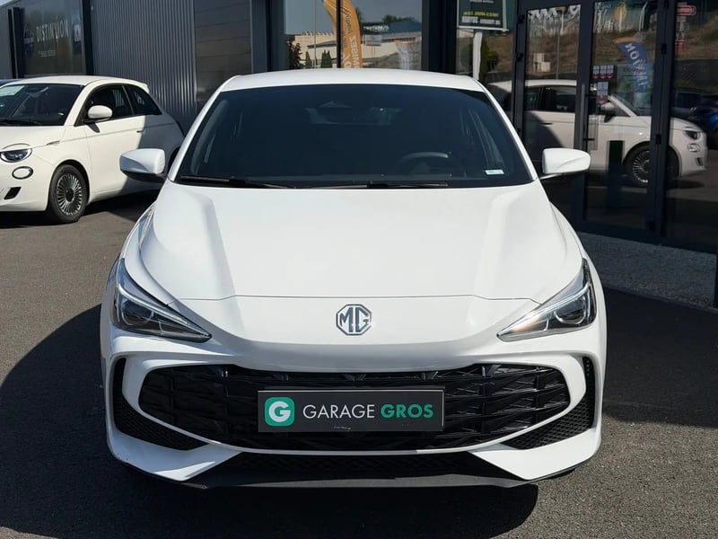 Photo de la voiture MG MG3 1.5 L Hybrid+ 195 ch Comfort