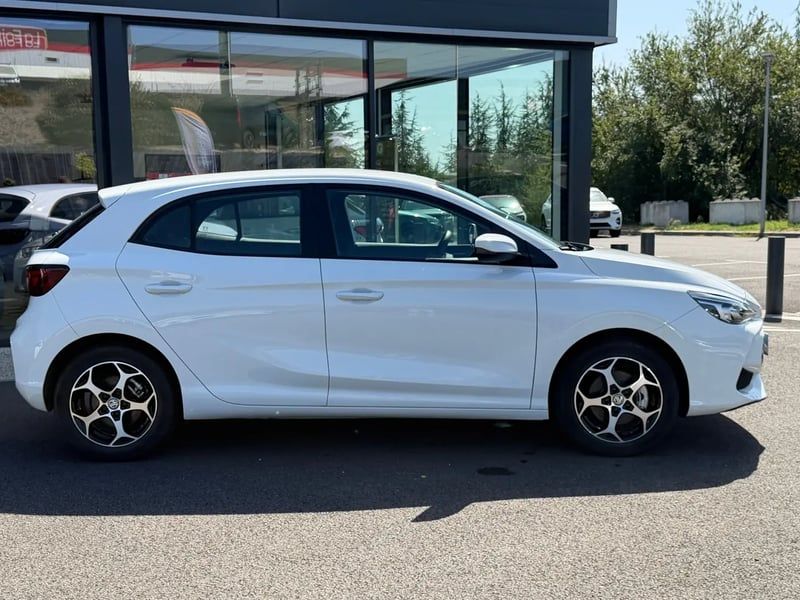 Photo de la voiture MG MG3 1.5 L Hybrid+ 195 ch Comfort