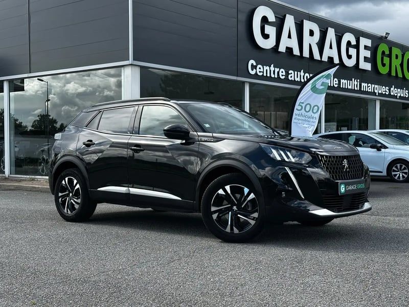 Photo de la voiture PEUGEOT 2008 PureTech 130 S&S BVM6 GT Line