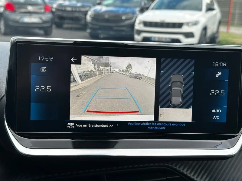 Photo de la voiture PEUGEOT 2008 PureTech 130 S&S BVM6 GT Line