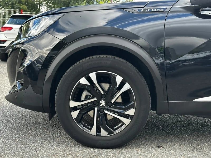 Photo de la voiture PEUGEOT 2008 PureTech 130 S&S BVM6 GT Line