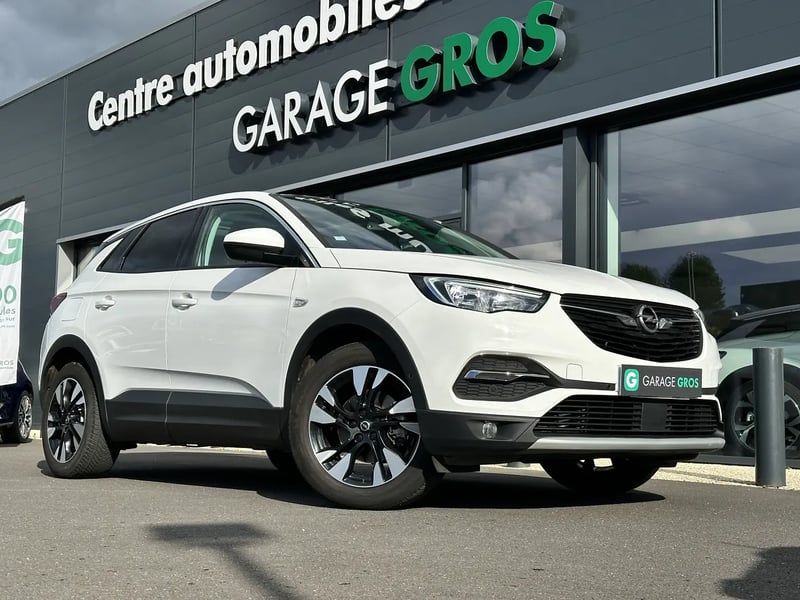 Photo de la voiture OPEL GRANDLAND X 1.2 Turbo 130 ch ECOTEC Innovation