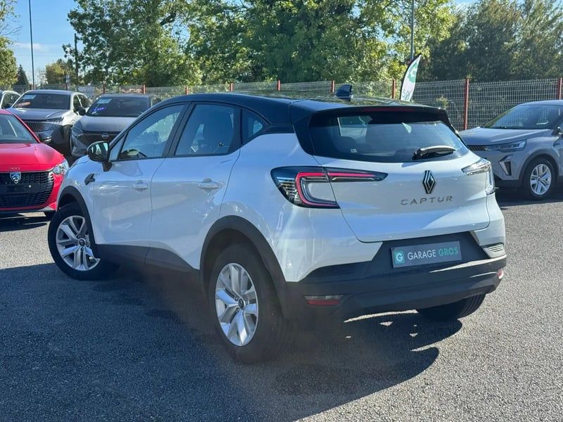 Photo de la voiture RENAULT CAPTUR TCe 90 Evolution