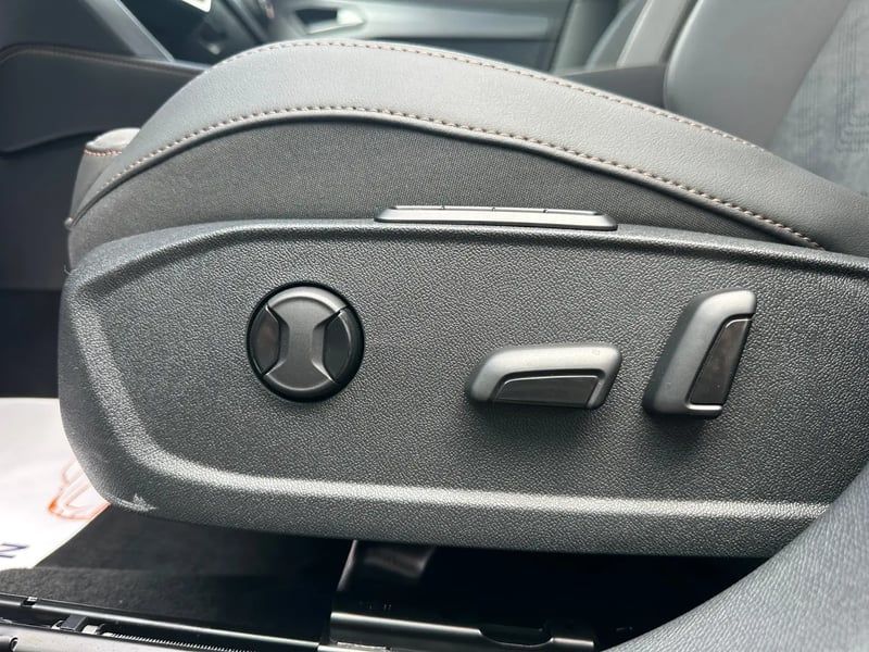 Photo de la voiture CUPRA FORMENTOR 2.0 TDI 150 ch DSG7 V