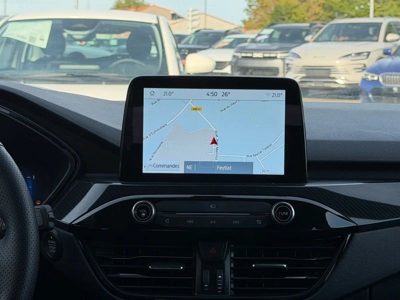 Photo de la voiture FORD KUGA 2.0 TDCi 120 S&S 4x2 Powershift ST-Line