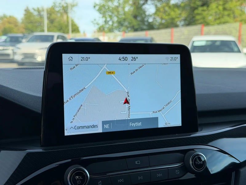 Photo de la voiture FORD KUGA 2.0 TDCi 120 S&S 4x2 Powershift ST-Line