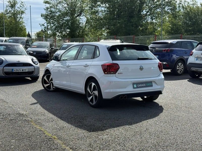 Photo de la voiture VOLKSWAGEN POLO 2.0 TSI 200 S&S DSG6 GTI