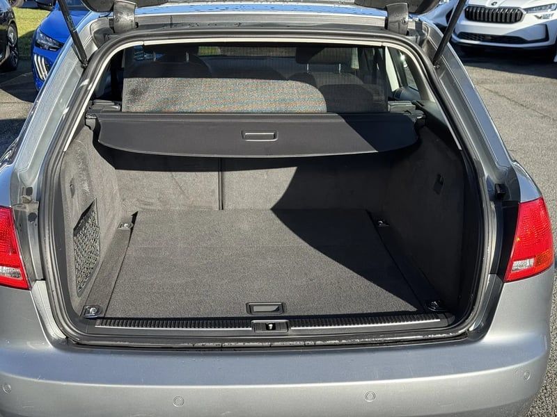 Photo de la voiture AUDI A4 AVANT 2.0 TDI Ambiente