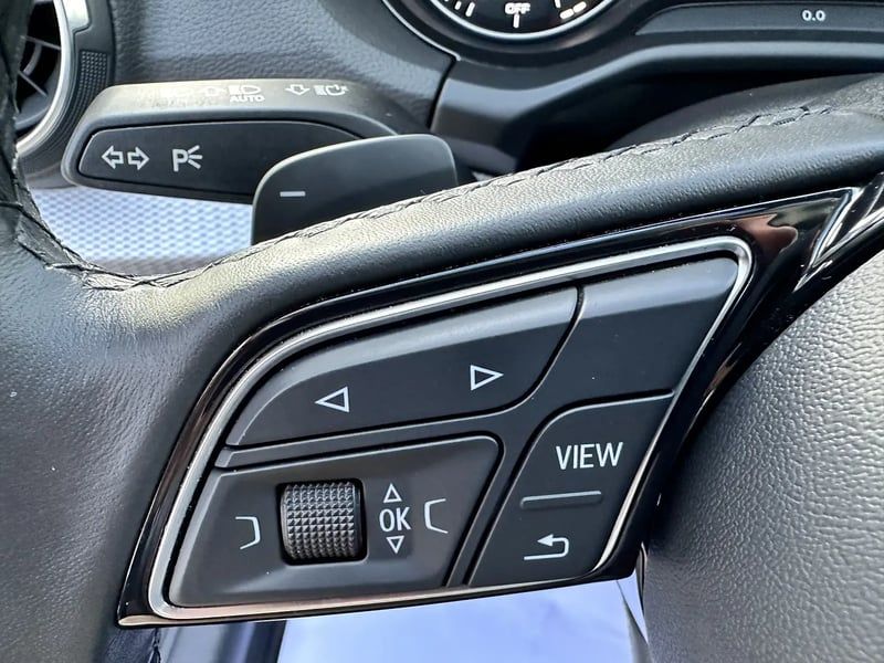 Photo de la voiture AUDI Q2 35 TFSI 150 S tronic 7 S line