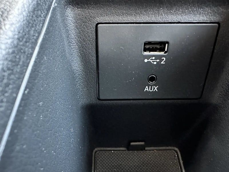 Photo de la voiture AUDI Q2 35 TFSI 150 S tronic 7 S line