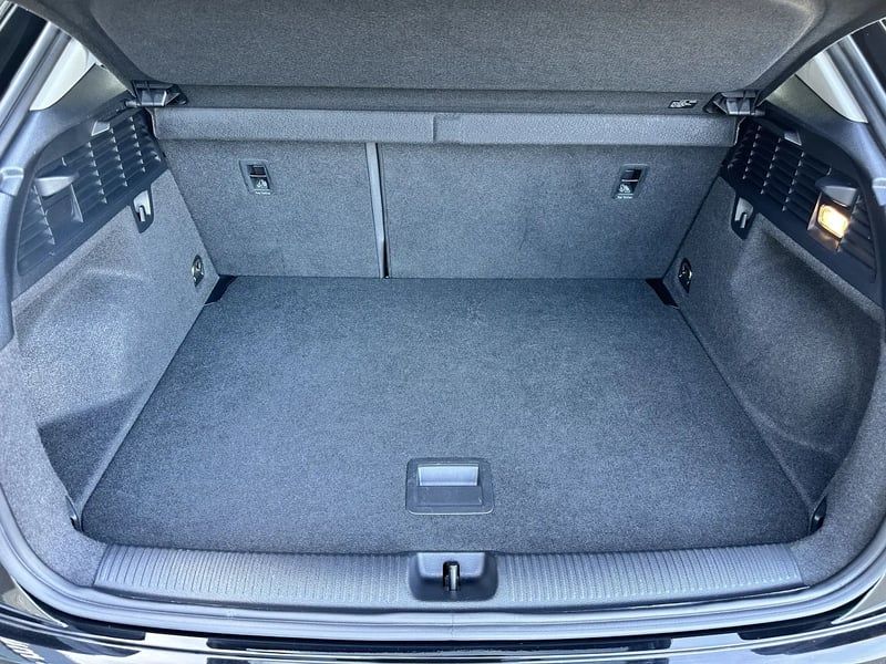 Photo de la voiture AUDI Q2 35 TFSI 150 S tronic 7 S line