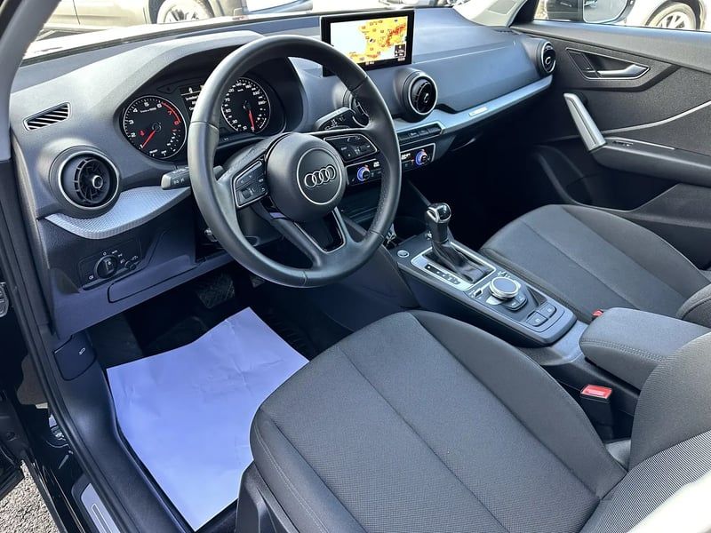 Photo de la voiture AUDI Q2 35 TFSI 150 S tronic 7 S line