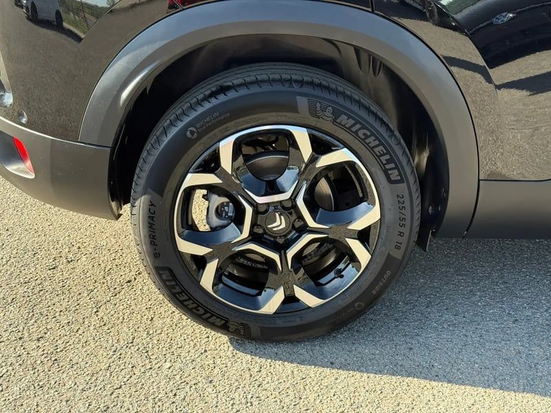 Photo de la voiture CITROEN C5 AIRCROSS Hybride 145 e-DCS6 Max