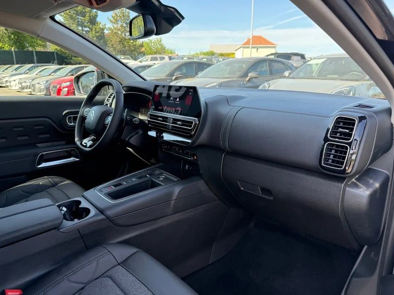 Photo de la voiture CITROEN C5 AIRCROSS Hybride 145 e-DCS6 Max