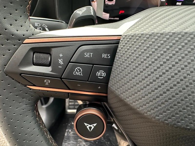 Photo de la voiture CUPRA FORMENTOR 2.0 TDI 150 ch DSG7 V