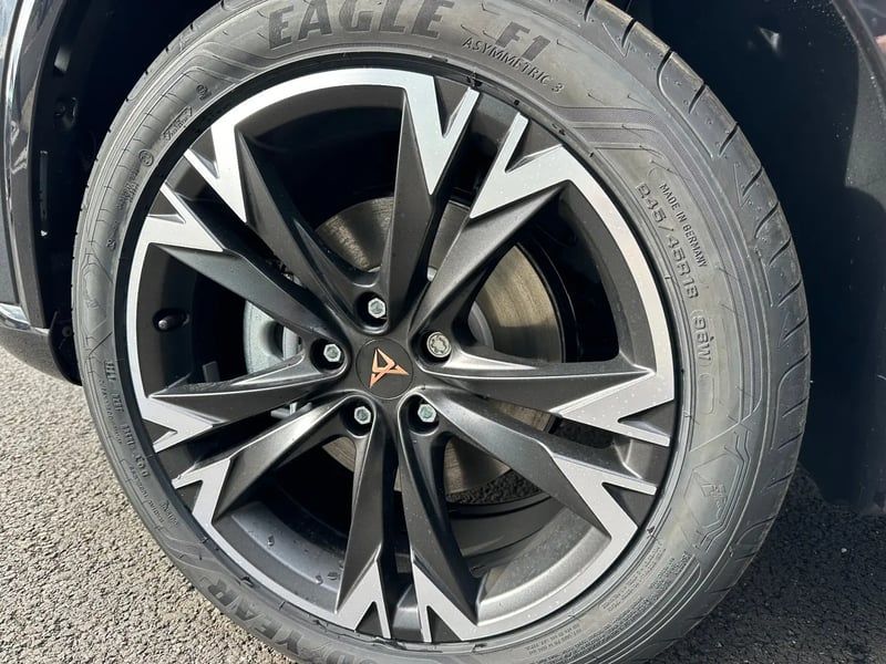 Photo de la voiture CUPRA FORMENTOR 2.0 TDI 150 ch DSG7 V
