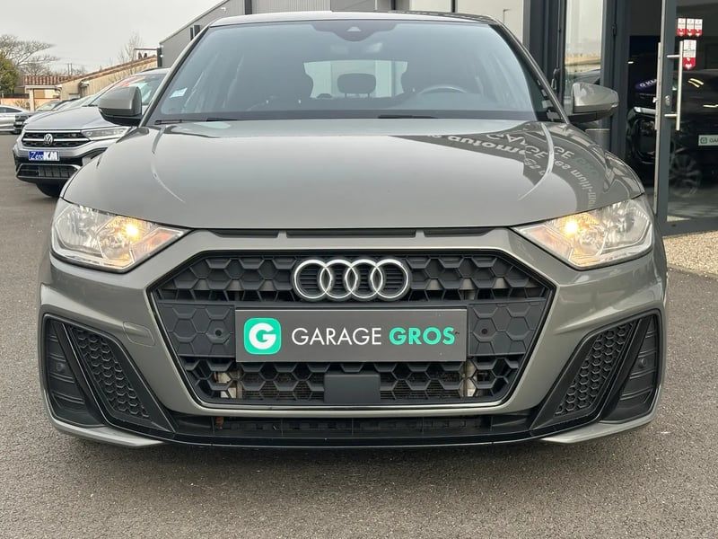 Photo de la voiture AUDI A1 SPORTBACK 30 TFSI 116 ch S tronic 7 S line