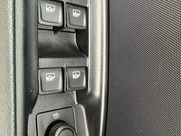 Photo de la voiture AUDI A1 SPORTBACK 30 TFSI 116 ch S tronic 7 S line
