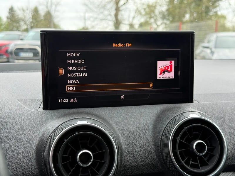 Photo de la voiture AUDI Q2 35 TFSI 150 S tronic 7 S line