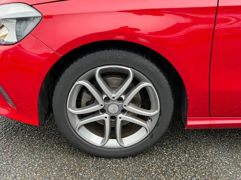 Photo de la voiture MERCEDES CLASSE A 160 Inspiration