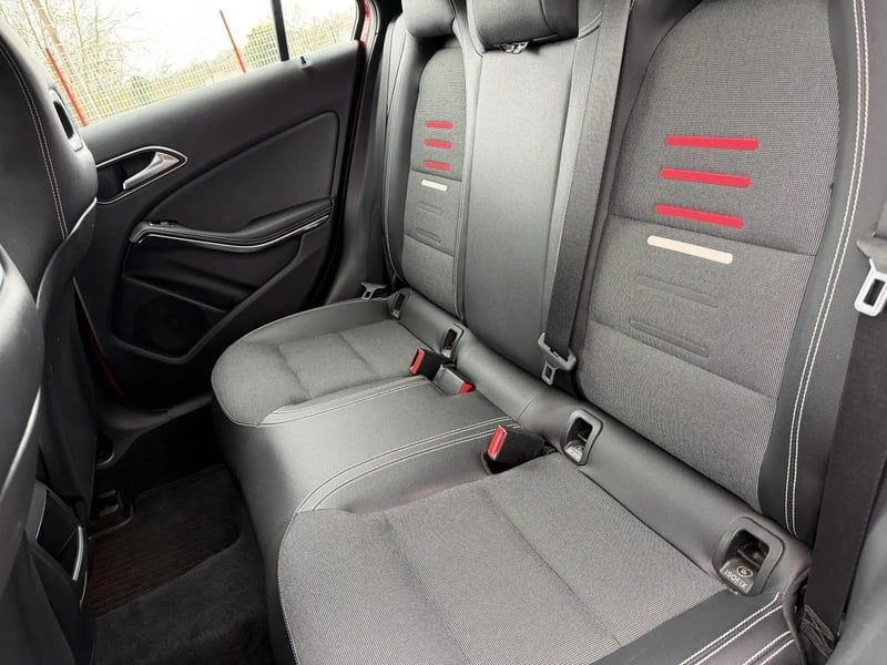 Photo de la voiture MERCEDES CLASSE A 160 Inspiration