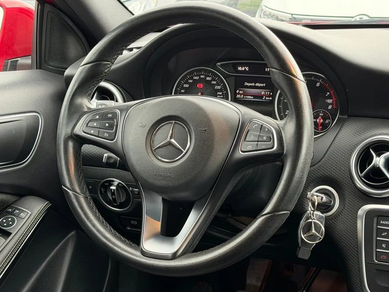 Photo de la voiture MERCEDES CLASSE A 160 Inspiration