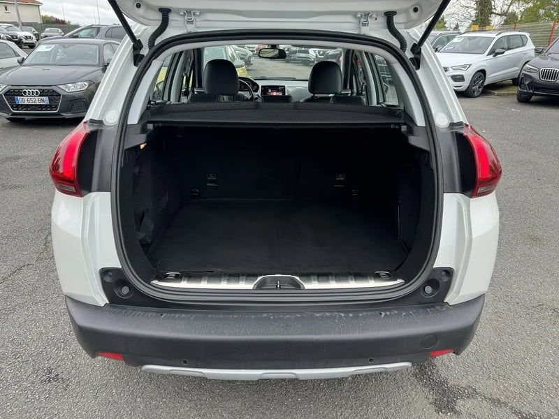 Photo de la voiture PEUGEOT 2008 1.2 PureTech 110ch S&S EAT6 Allure