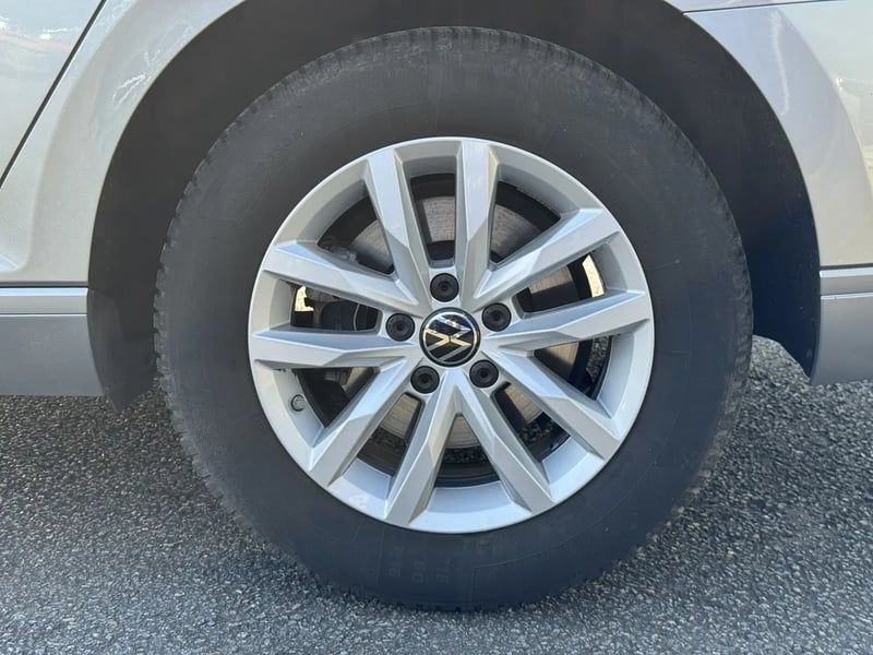 Photo de la voiture VOLKSWAGEN PASSAT SW 2.0 TDI EVO SCR 150 DSG7