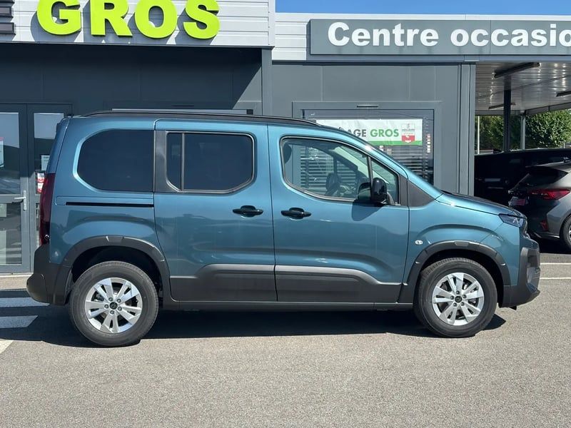 Photo de la voiture PEUGEOT RIFTER XL Diesel 130 ch Automatique 5pl Allure - 5P
