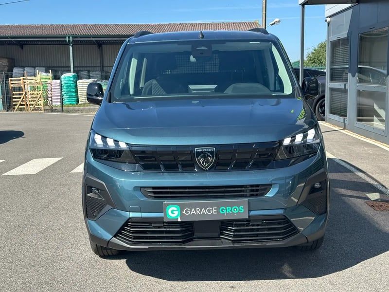 Photo de la voiture PEUGEOT RIFTER XL Diesel 130 ch Automatique 5pl Allure - 5P