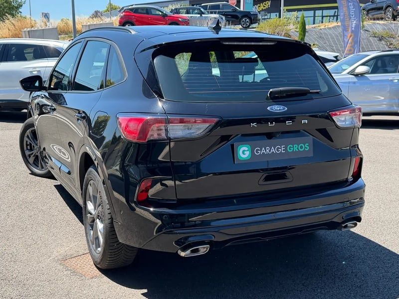 Photo de la voiture FORD KUGA 2.0 TDCi 120 S&S 4x2 Powershift ST-Line