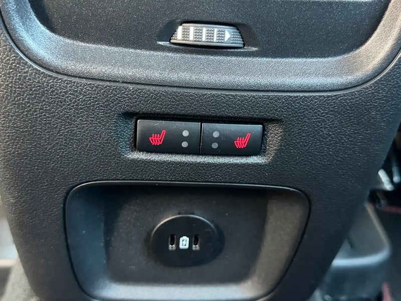 Photo de la voiture FORD KUGA 2.0 TDCi 120 S&S 4x2 Powershift ST-Line