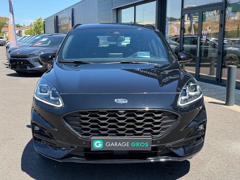 Photo de la voiture FORD KUGA 2.0 TDCi 120 S&S 4x2 Powershift ST-Line