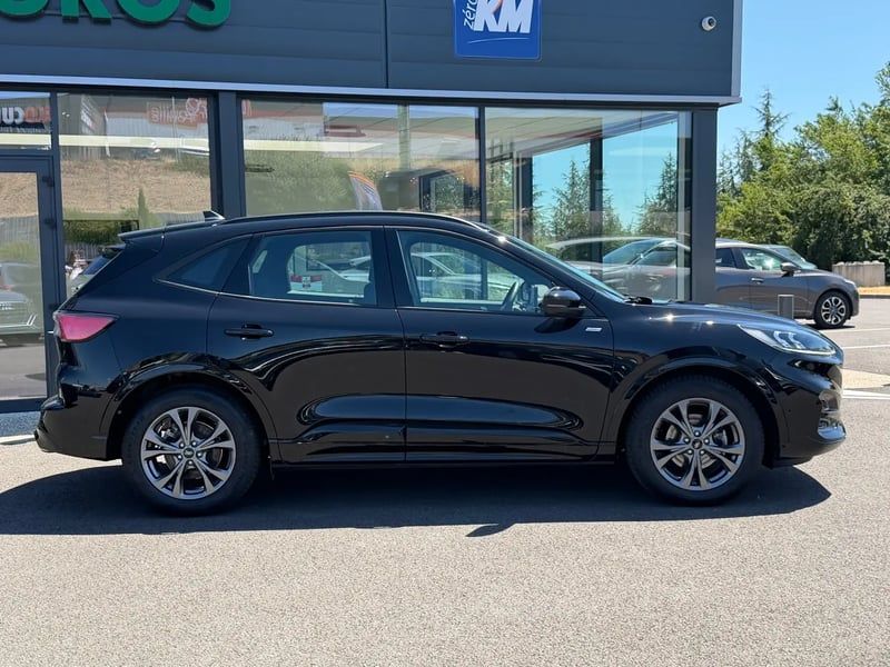 Photo de la voiture FORD KUGA 2.0 TDCi 120 S&S 4x2 Powershift ST-Line