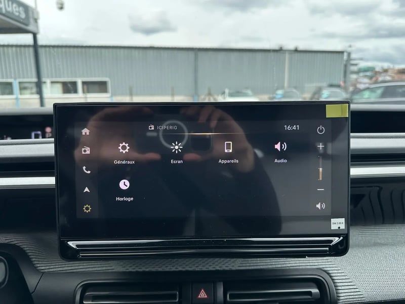 Photo de la voiture CITROEN C3 AIRCROSS Hybride 145 ch Aut Max