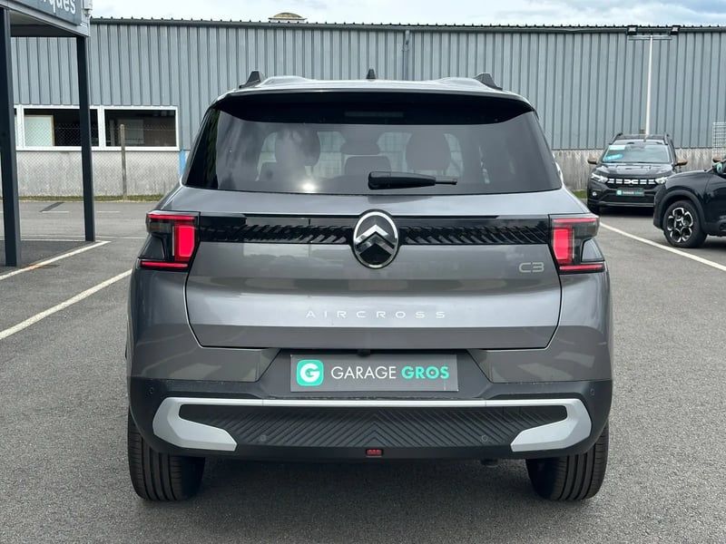 Photo de la voiture CITROEN C3 AIRCROSS Hybride 145 ch Aut Max
