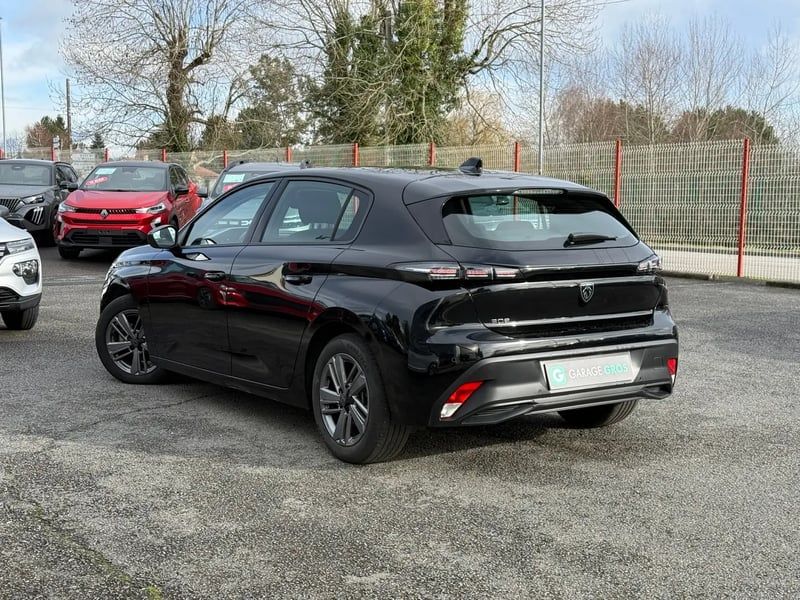 Photo de la voiture PEUGEOT 308 PureTech 130ch S&S EAT8 Active Pack