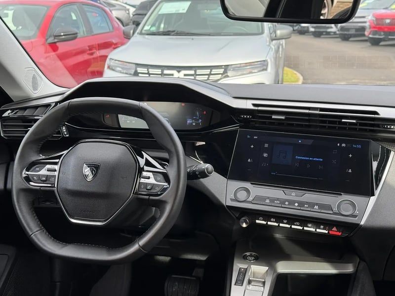 Photo de la voiture PEUGEOT 308 PureTech 130ch S&S EAT8 Active Pack