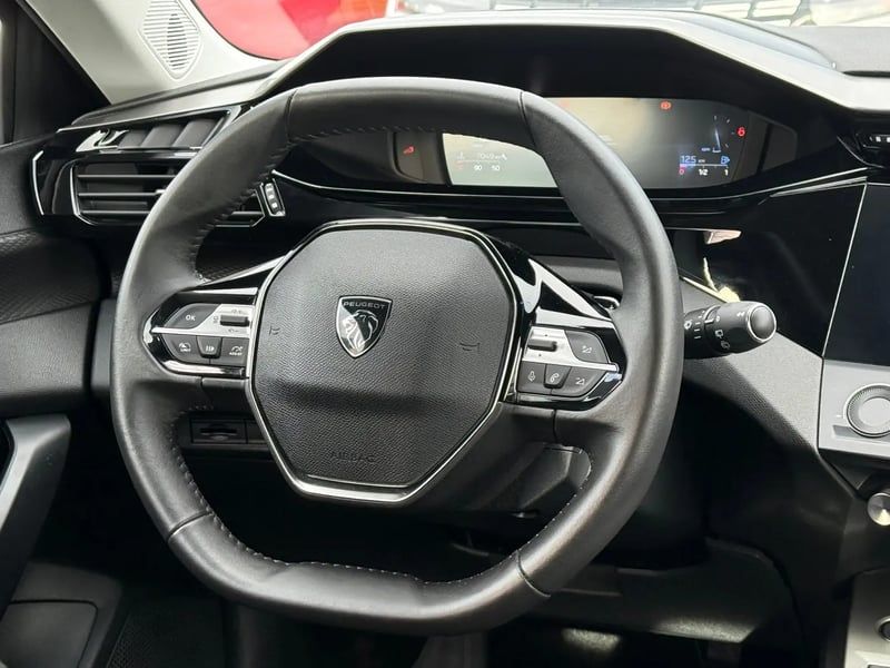 Photo de la voiture PEUGEOT 308 PureTech 130ch S&S EAT8 Active Pack