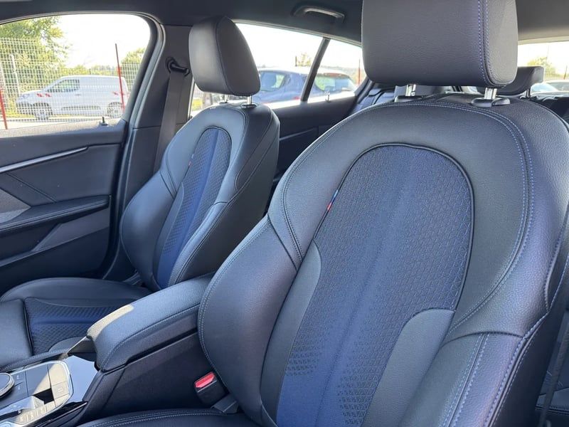 Photo de la voiture BMW SERIE 1 F40 M135i xDrive 306 ch BVA8